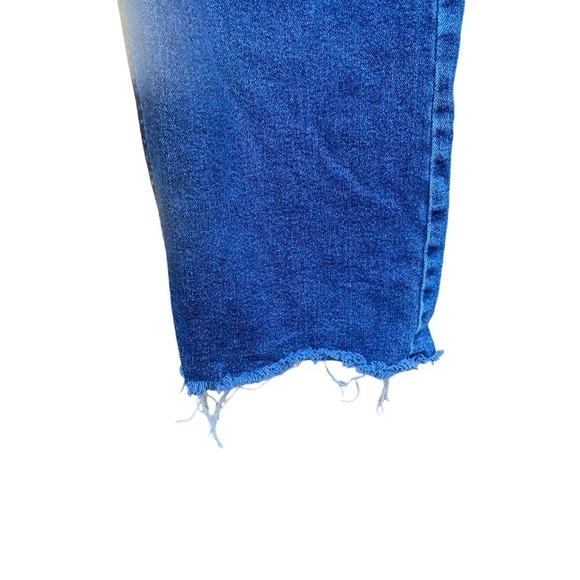And Now This Frayed Hem Button Front High Rise Crop Jeans I Size: 32 (14) - Picture 8 of 9